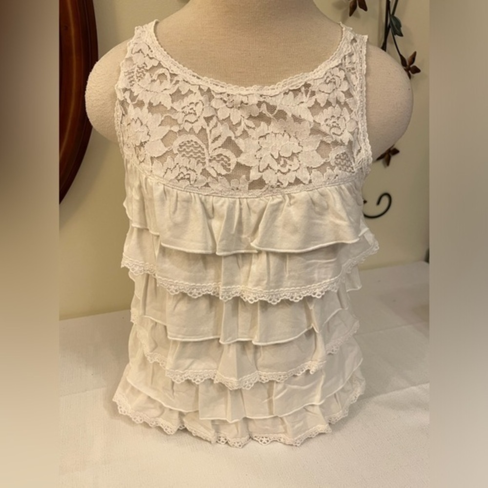 Abercrombie & Fitch sleeveless shirt, Medium